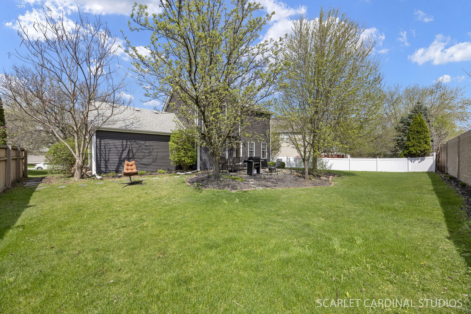 741 Cooper Court E Aurora IL 60504