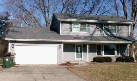 2021 Radcliffe Drive Aurora IL 60506