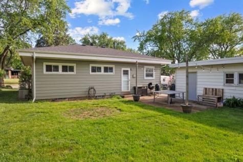 276 Panama Avenue Hampshire IL 60140