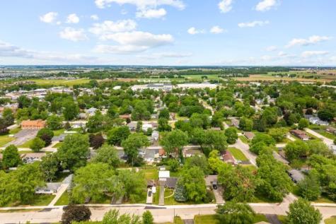 276 Panama Avenue Hampshire IL 60140