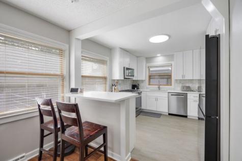 276 Panama Avenue Hampshire IL 60140