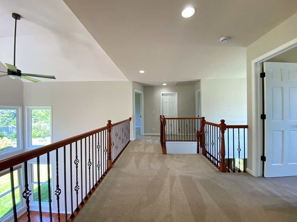 720 Kendridge Court Aurora IL 60502