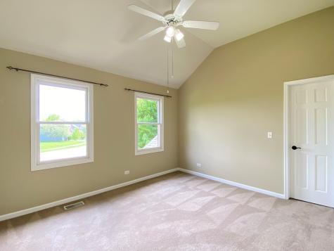 720 Kendridge Court Aurora IL 60502