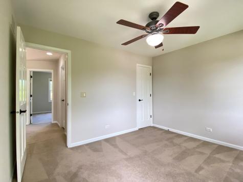 720 Kendridge Court Aurora IL 60502