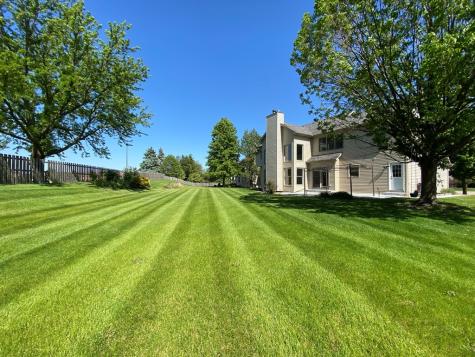 720 Kendridge Court Aurora IL 60502