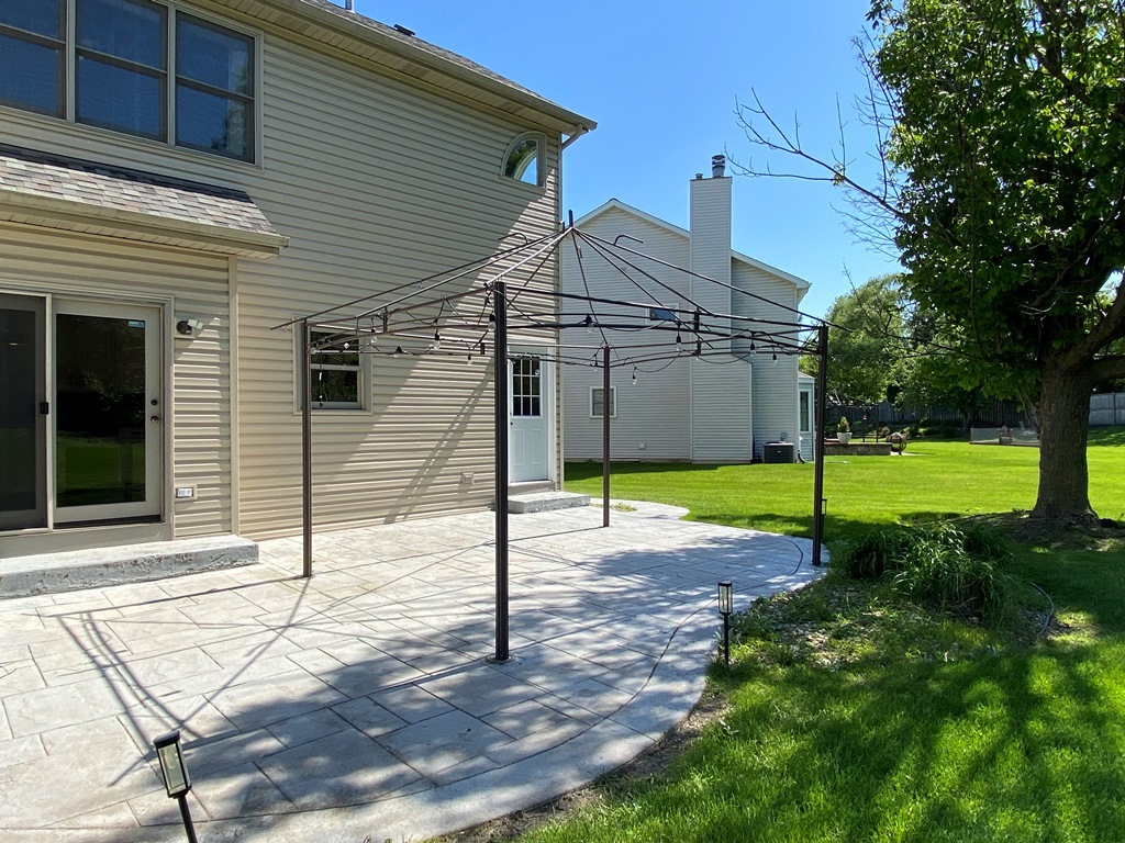 720 Kendridge Court Aurora IL 60502