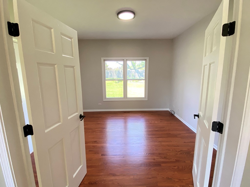 720 Kendridge Court Aurora IL 60502
