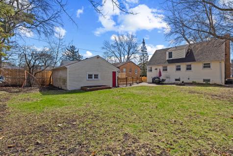 914 Central Avenue Deerfield IL 60015