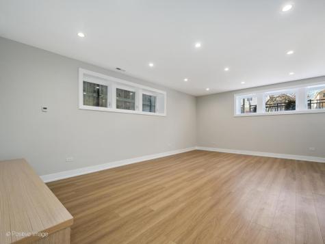 3057 North Christiana Avenue Chicago IL 60618