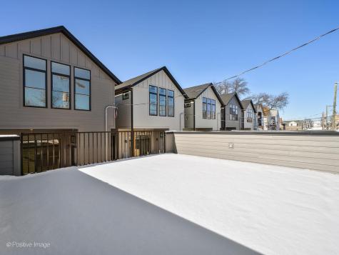 3057 North Christiana Avenue Chicago IL 60618
