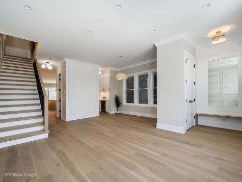 3057 North Christiana Avenue Chicago IL 60618
