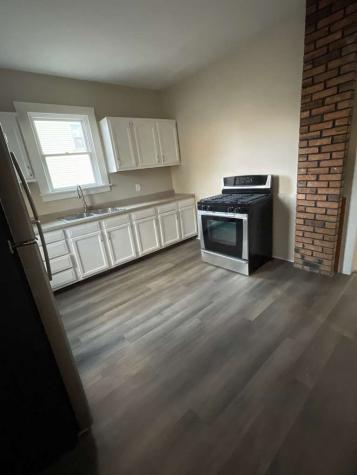 217 North West Avenue Freeport IL 61032