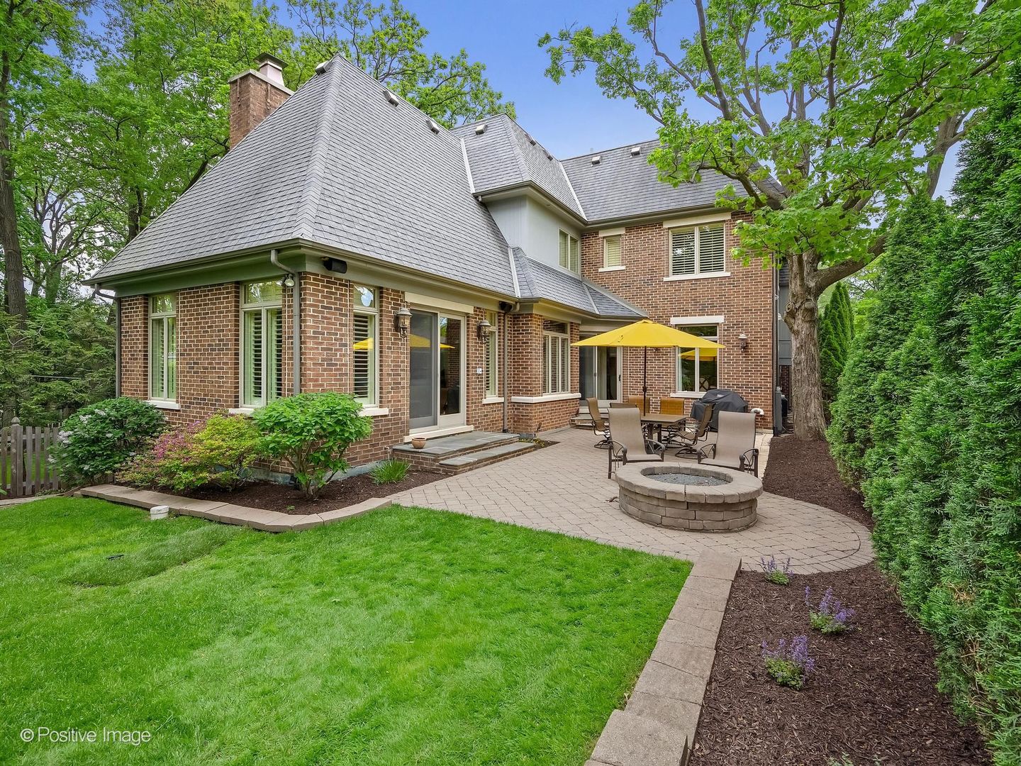 216 South Prospect Avenue Clarendon Hills IL 60514