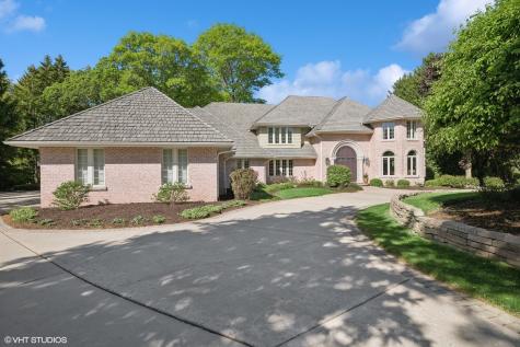 33 Ketterling Court North Barrington IL 60010