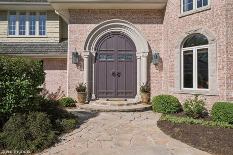 33 Ketterling Court North Barrington IL 60010