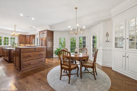 33 Ketterling Court North Barrington IL 60010