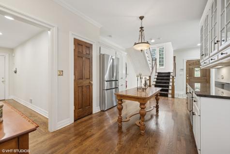 33 Ketterling Court North Barrington IL 60010