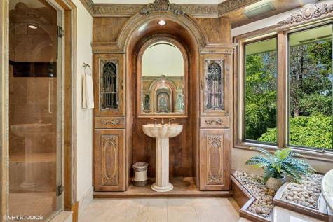 33 Ketterling Court North Barrington IL 60010