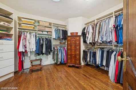 33 Ketterling Court North Barrington IL 60010