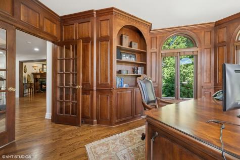 33 Ketterling Court North Barrington IL 60010