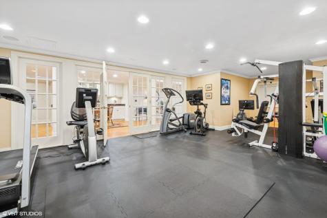 33 Ketterling Court North Barrington IL 60010