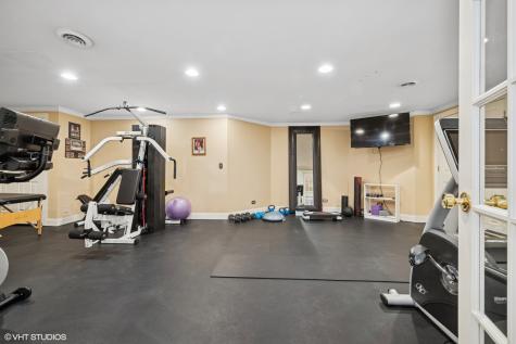 33 Ketterling Court North Barrington IL 60010