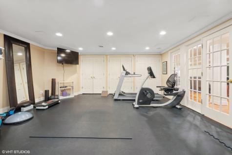 33 Ketterling Court North Barrington IL 60010