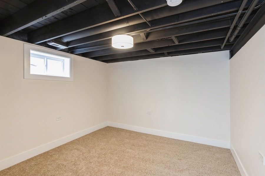 10429 South Indiana Avenue Chicago IL 60628