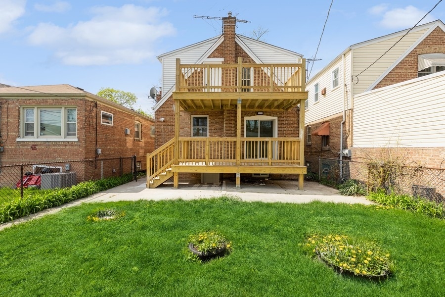 10429 South Indiana Avenue Chicago IL 60628