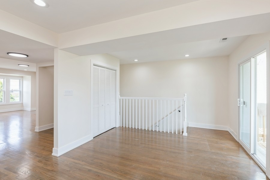10429 South Indiana Avenue Chicago IL 60628