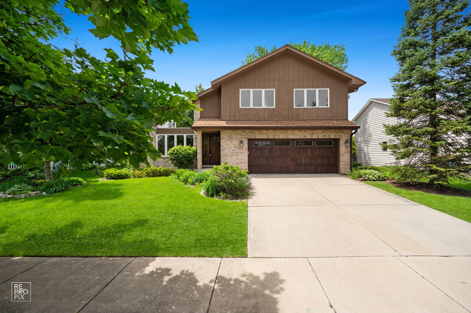 850 Young Street Lemont IL 60439