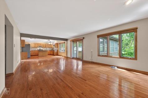 850 Young Street Lemont IL 60439