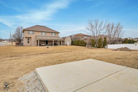 1947 Flagstone Avenue Bourbonnais IL 60914