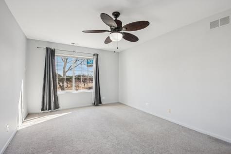 412 Quaker Hill Court Aurora IL 60504