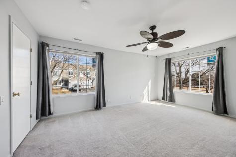 412 Quaker Hill Court Aurora IL 60504