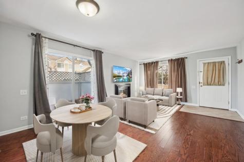 412 Quaker Hill Court Aurora IL 60504