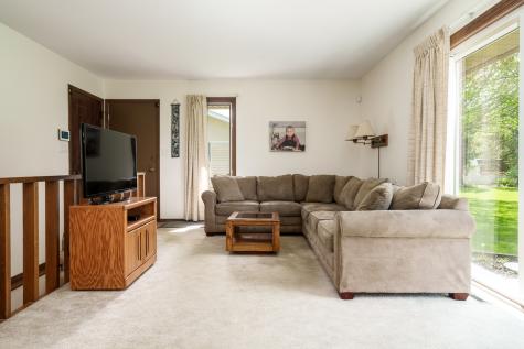 11891 Tresemer Road Roscoe IL 61073