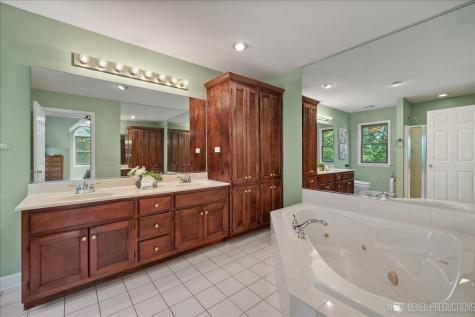 473 Bond Drive Batavia IL 60510