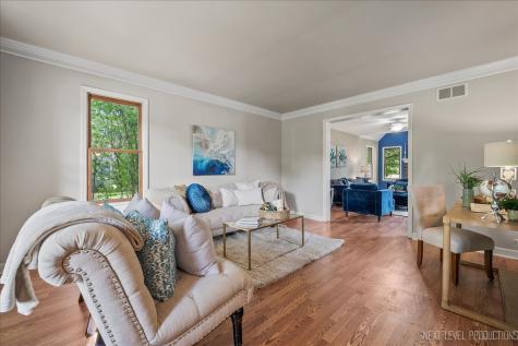 473 Bond Drive Batavia IL 60510