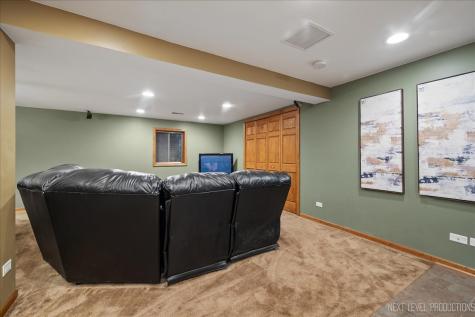 473 Bond Drive Batavia IL 60510