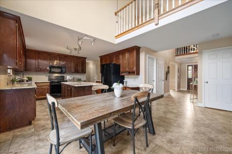 473 Bond Drive Batavia IL 60510