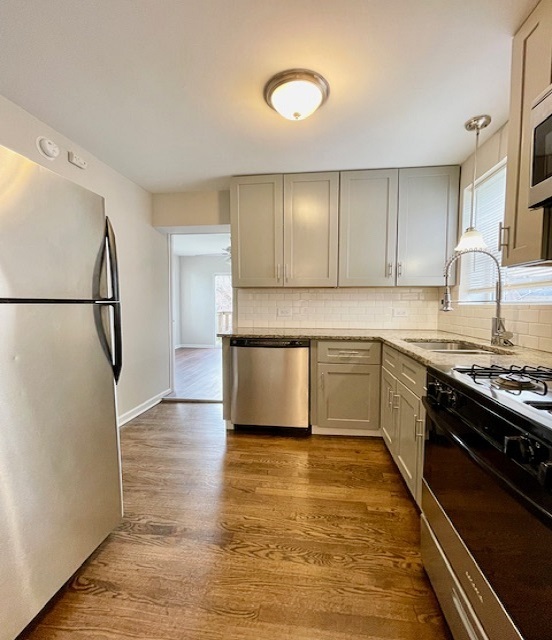 10030 South Yates Boulevard Chicago IL 60617