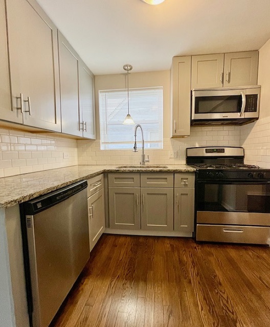 10030 South Yates Boulevard Chicago IL 60617