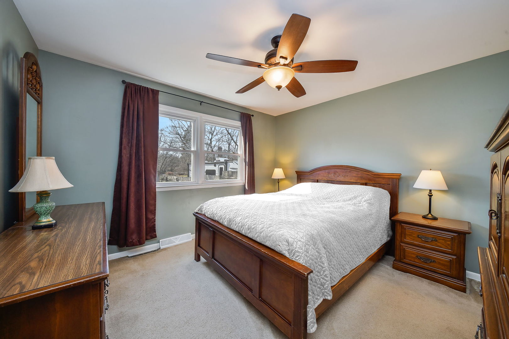 7604 Eleanor Place Willowbrook IL 60527