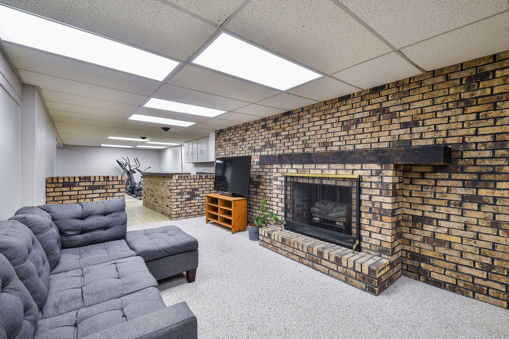 7604 Eleanor Place Willowbrook IL 60527