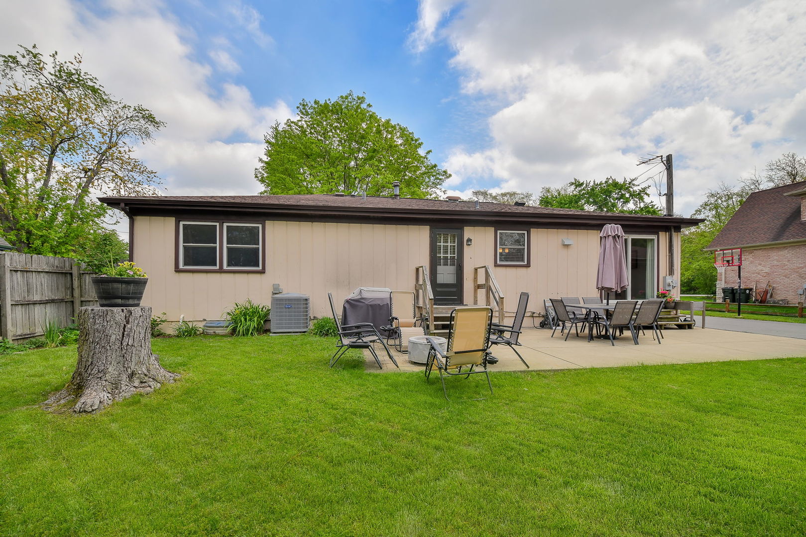 7604 Eleanor Place Willowbrook IL 60527