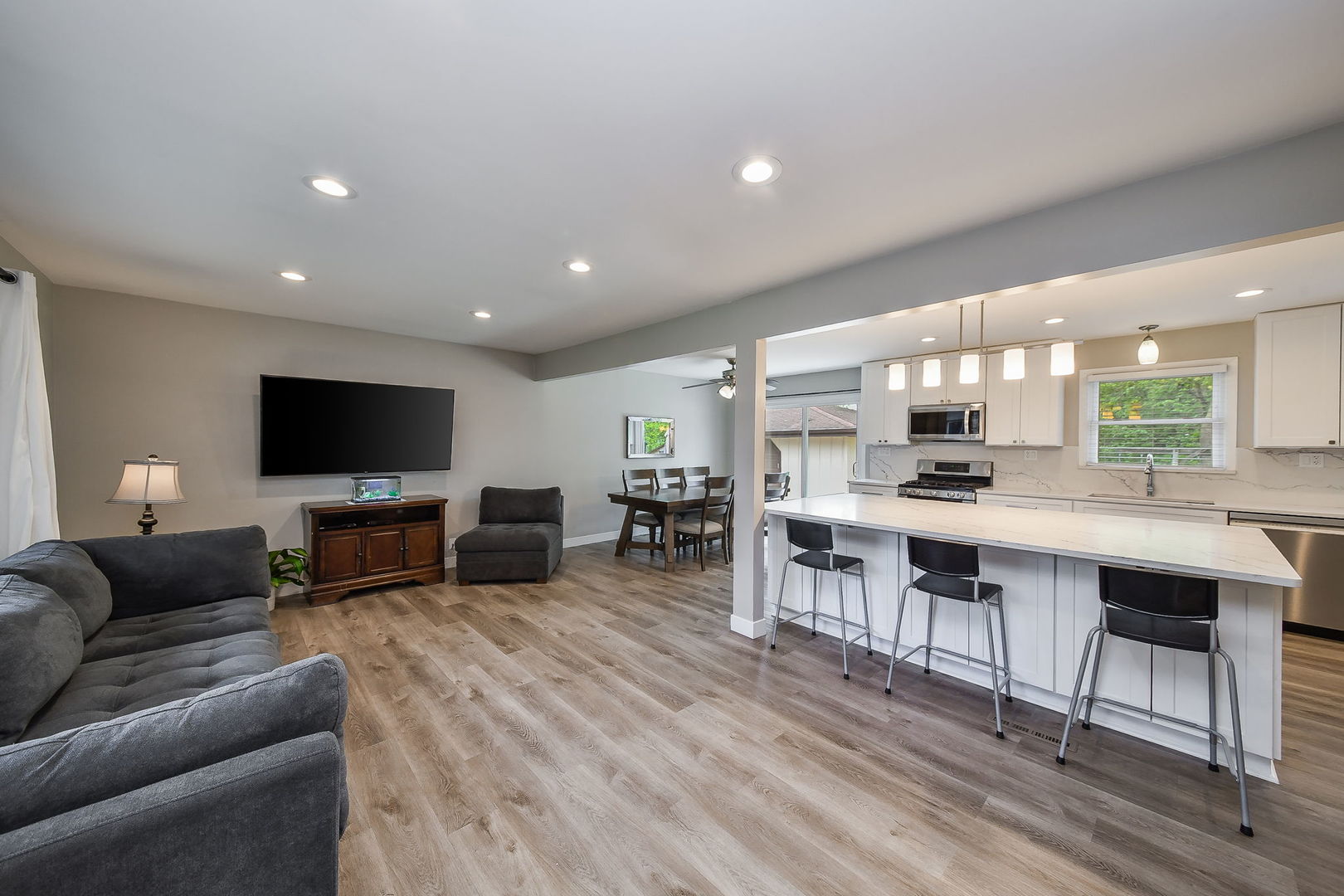 7604 Eleanor Place Willowbrook IL 60527