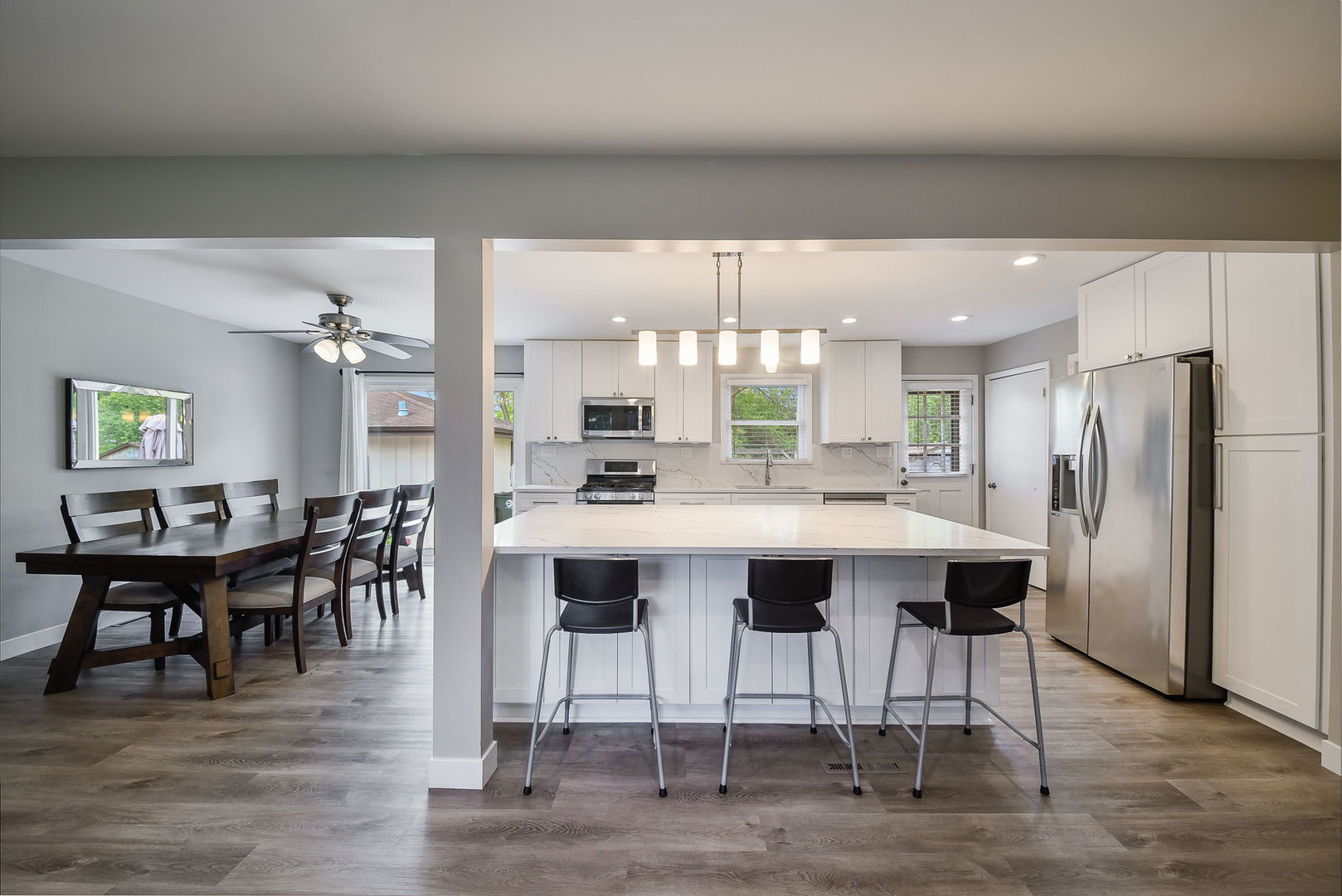 7604 Eleanor Place Willowbrook IL 60527