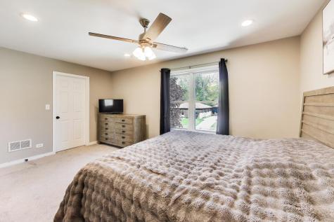 8842 South Talman Avenue Evergreen Park IL 60805