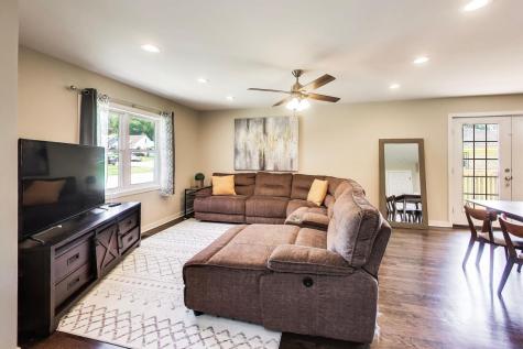 8842 South Talman Avenue Evergreen Park IL 60805